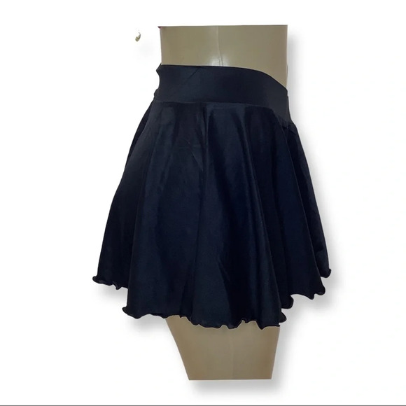Zuliana Size M/L Black Y2K Lettuce Trim Skater Skirt Made in USA. New With Tags. - Picture 2 of 3